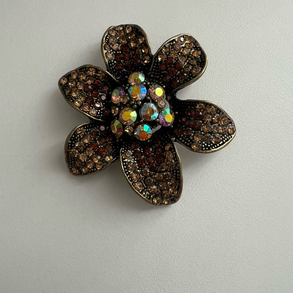 Elegant Floral Crystal Brooch